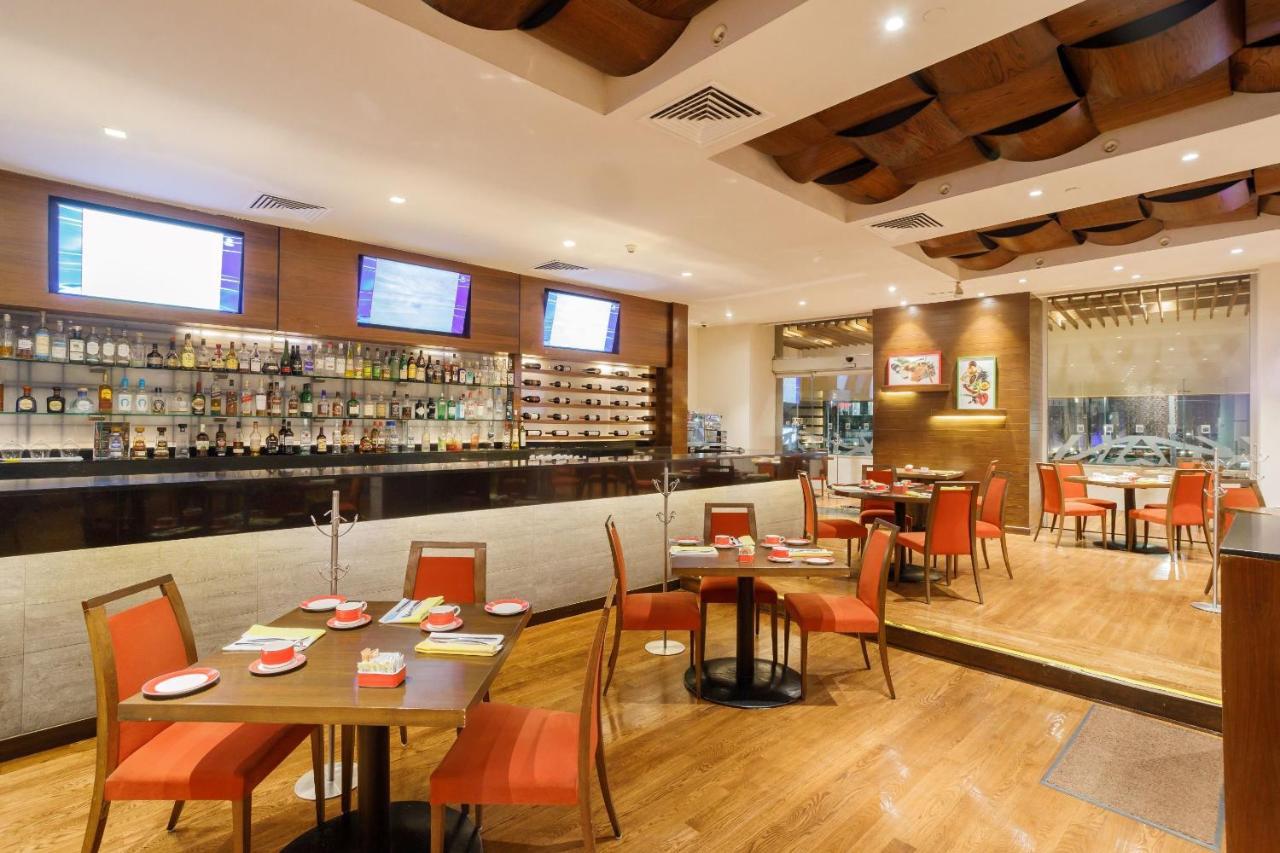 Camino Real Pedregal Mexico Ξενοδοχείο Εξωτερικό φωτογραφία The interior of the restaurant